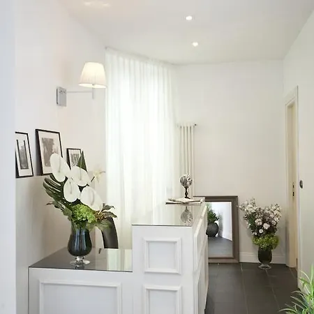 Garibaldi Piazza Di Spagna Guest house Rome