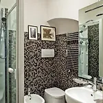 בית הארחה Garibaldi Piazza Di Spagna 4*