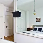 בית הארחה Garibaldi Piazza Di Spagna 4*